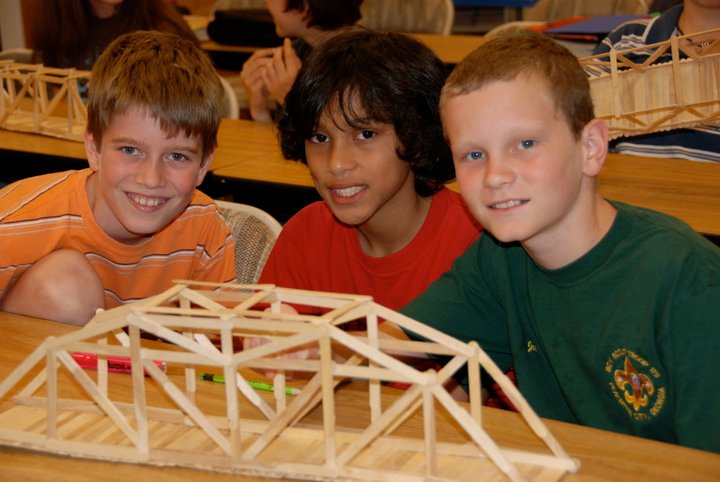 221684_10150150488793299_5139344_n